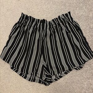 SHEIN Black and White Vertical Striped High Waist Shorts